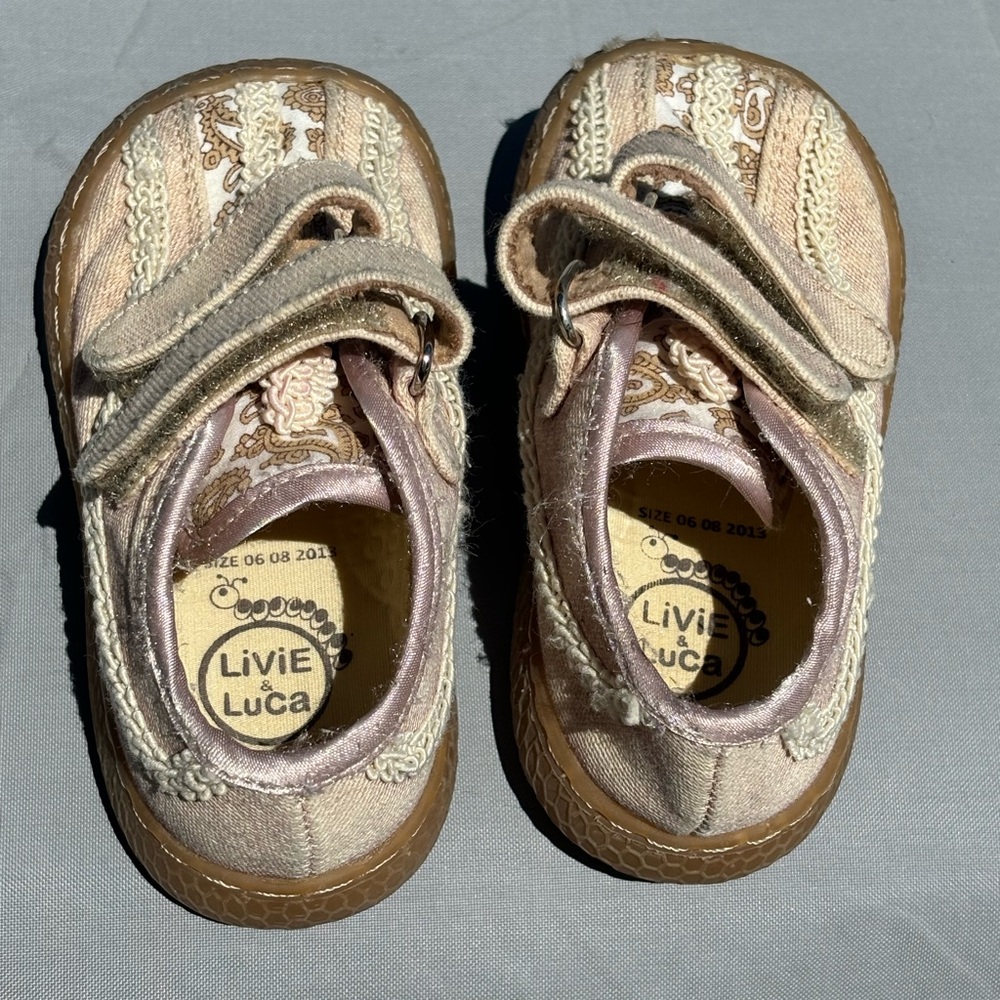 Livie & Luca Size 6c shoes